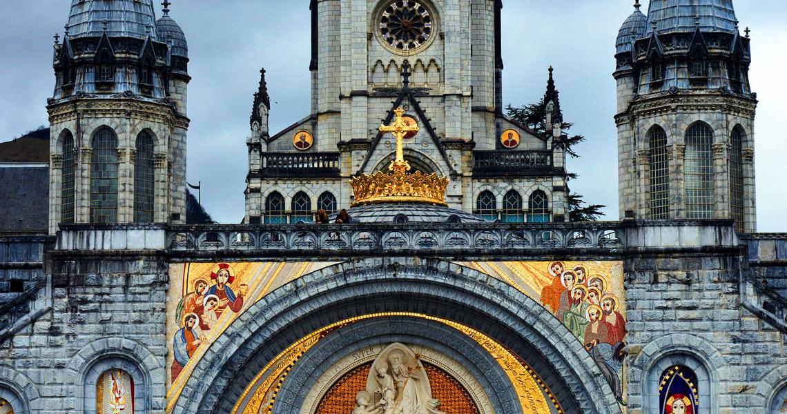 La basilique de Lourdes