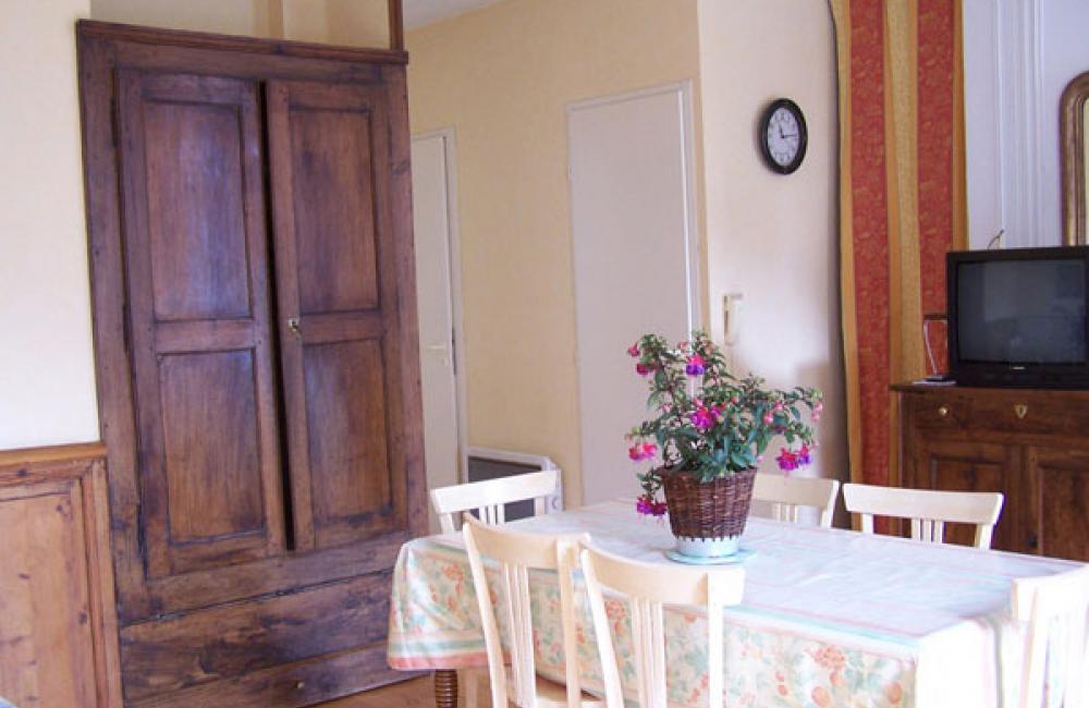 Coin repas appartement Villa Bel Air Luz Saint Sauveur